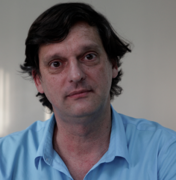André Sturm recebeu a reportagem de páginaB! em seu gabinete