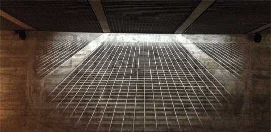 Exit provoca fricção entre arte e arquitetura