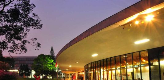 Mariana Guarini Berenguer assume presidência do MAM-SP