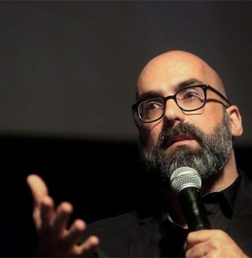 Valter Hugo Mãe: “Na generosidade das palavras, e na dificuldade das artes plásticas, cresci” Valter Hugo Mae