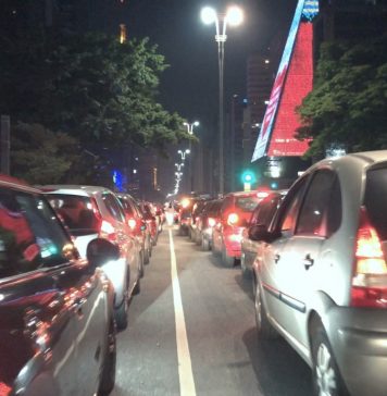 Brasil em marcha à ré