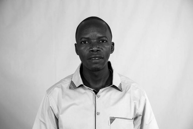 Portrait of the artist Tiécoura N'Daou. Photo: Disclosure.