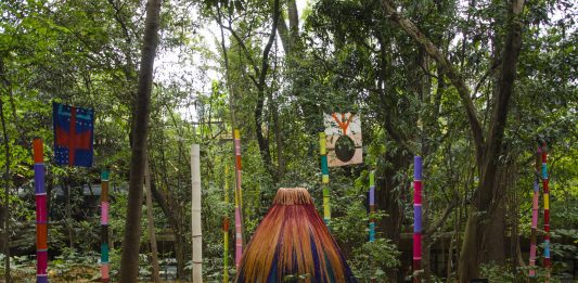 Um olhar antidisciplinar para um ano que começa pelo fim "De amanhã para o ontem", de Mônica Ventura, na exposição "Abre-Caminhos" do Centro Cultural São Paulo. Foto: Divulgação/CCSP