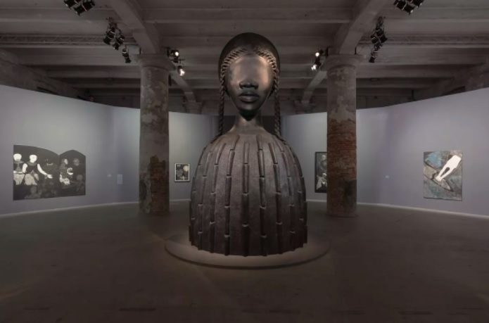 Simone Leigh, "Brick House" na Bienal de Veneza