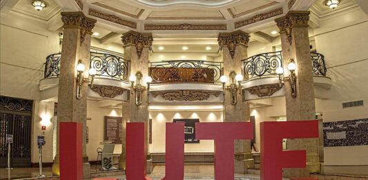 "Lute", de Rubens Gerchman, no Instituto Vladimir Herzog. Foto: Reprodução.