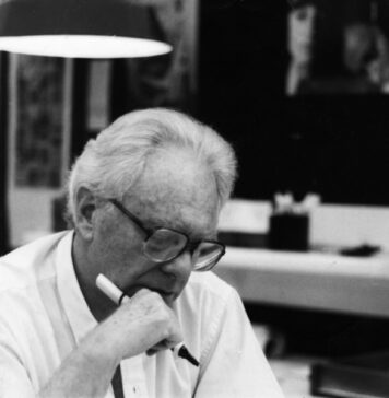 O designer e arquiteto Jorge Zalszupin, cujo centenário de nascimento é celebrado neste ano