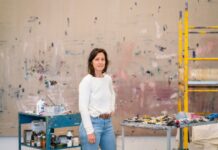 The painter Marina Rheingantz, in her studio. Photo: Eduardo Ortega/Courtesy of the artist and Fortes D'Aloia & Gabriel