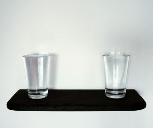Deyson Gilbert, "Glass of holy water next to a glass of plain water, 2010. Photo: Gui Gomes