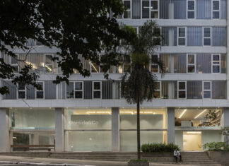 New headquarters for the Gomide & Co gallery, designed by the AR Arquitetos office. Photo: Leonardo Finotti