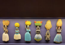 Obras de César Bahia, reunidas no Acervo da Laje, e presentes na exposição "Uma poética do Recomeço", no Museu de Arte do Rio (MAR). Foto: Fabio Cypriano
