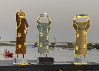 Esculturas de Dawaran Ayesha Hadhir, Rawdha Al Ketbi, Shaikha Al Ketbi na exposição "Manar Abu Dhabi". Foto: Fabio Cypriano