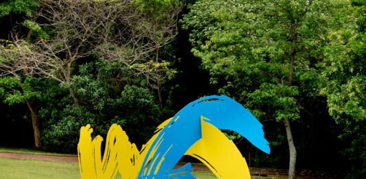 Escultura de Marcelo Nitsche no Parque Geminiano Momesso. Foto: Gabriel Teixeira