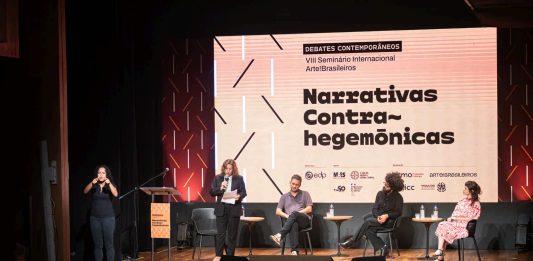 Análises e propostas para o debate de uma cultura decolonial Abertura oficial do seminário