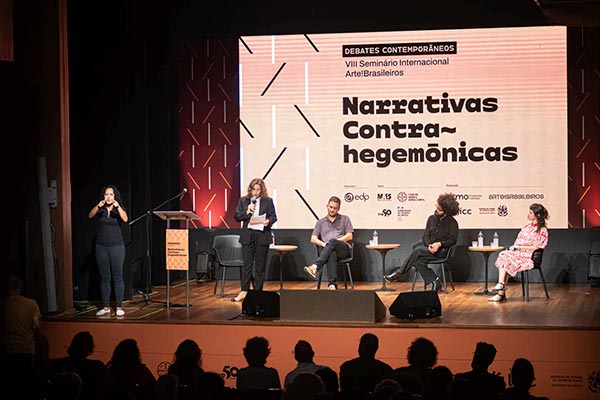 Análises e propostas para o debate de uma cultura decolonial
