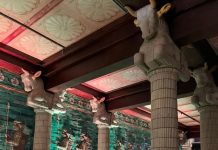 Pesquisadores decifram inscrição persa no Theatro Municipal do Rio após 117 anos